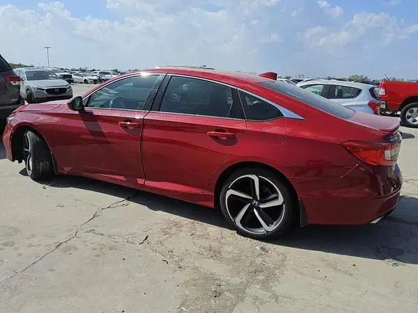 1HGCV1F34JA070068 2018 HONDA ACCORD - Image 2