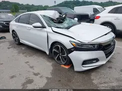 1HGCV1F34JA078106 2018 HONDA ACCORD