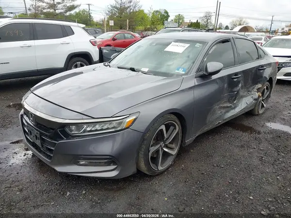 1HGCV1F34JA087307 2018 HONDA ACCORD - Image 2