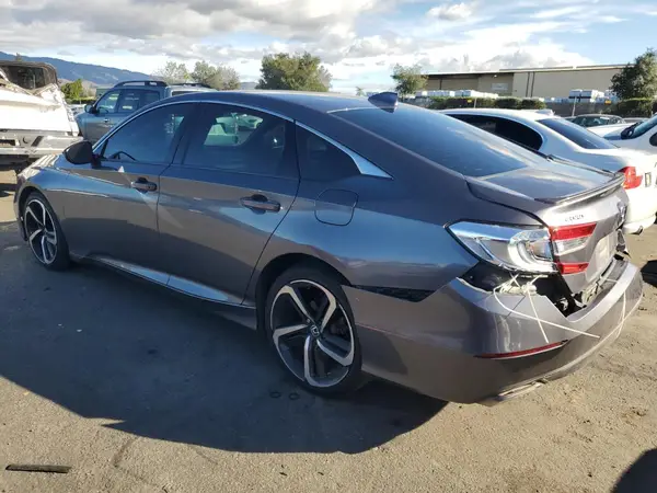 1HGCV1F34JA087498 2018 HONDA ACCORD - Image 2
