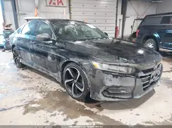 1HGCV1F34JA087680 2018 HONDA ACCORD
