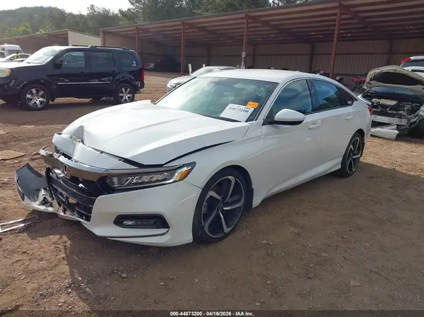 1HGCV1F34JA099716 2018 HONDA ACCORD - Image 2