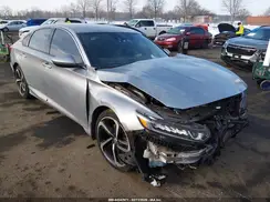 1HGCV1F34JA111296 2018 HONDA ACCORD