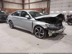 1HGCV1F34JA113579 2018 HONDA ACCORD
