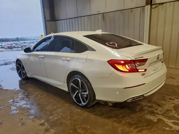 1HGCV1F34JA114134 2018 HONDA ACCORD - Image 2