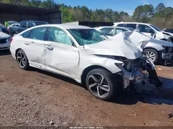 1HGCV1F34JA115414 2018 HONDA ACCORD