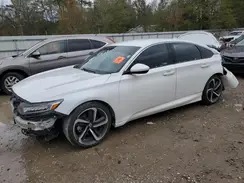 1HGCV1F34JA122458 2018 HONDA ACCORD