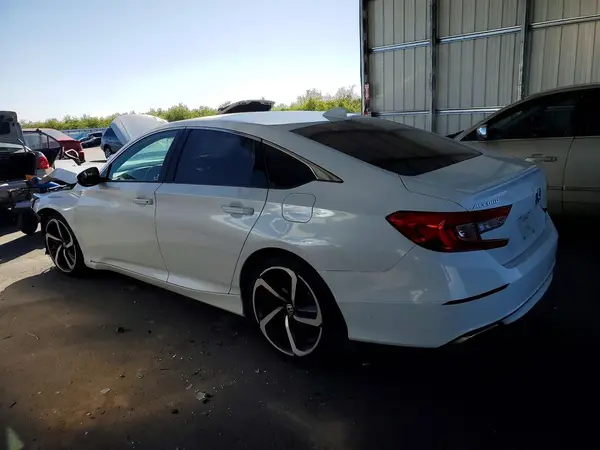 1HGCV1F34JA128616 2018 HONDA ACCORD - Image 2