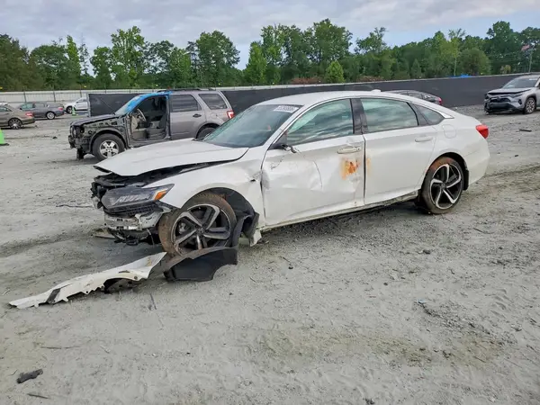 1HGCV1F34JA129703 2018 HONDA ACCORD - Image 1