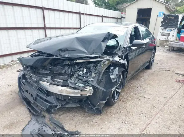1HGCV1F34JA130379 2018 HONDA ACCORD - Image 2
