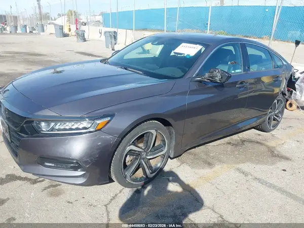 1HGCV1F34JA136246 2018 HONDA ACCORD - Image 2