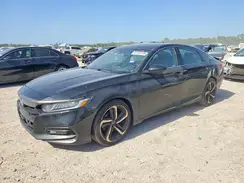 1HGCV1F34JA136523 2018 HONDA ACCORD