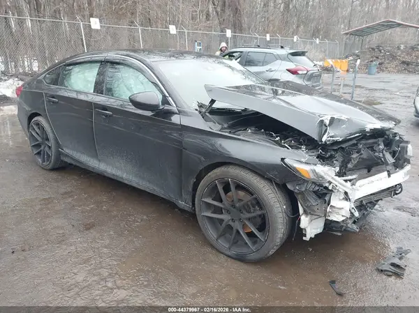 1HGCV1F34JA142483 2018 HONDA ACCORD - Image 1