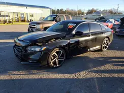1HGCV1F34JA142905 2018 HONDA ACCORD