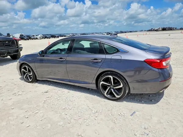 1HGCV1F34JA155721 2018 HONDA ACCORD - Image 2