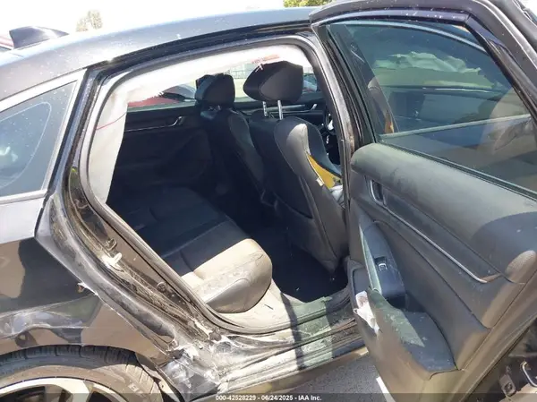 1HGCV1F34JA159915 2018 HONDA ACCORD - Image 8