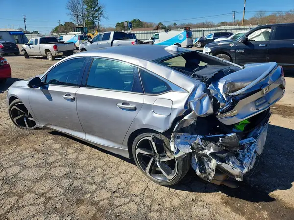 1HGCV1F34JA171787 2018 HONDA ACCORD - Image 2