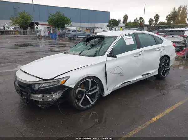 1HGCV1F34JA178075 2018 HONDA ACCORD - Image 2