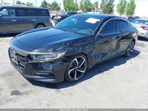1HGCV1F34JA187973 2018 HONDA ACCORD - Image 2