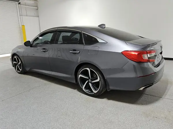 1HGCV1F34JA195457 2018 HONDA ACCORD - Image 2