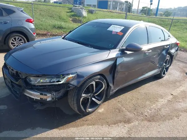 1HGCV1F34JA197595 2018 HONDA ACCORD - Image 2