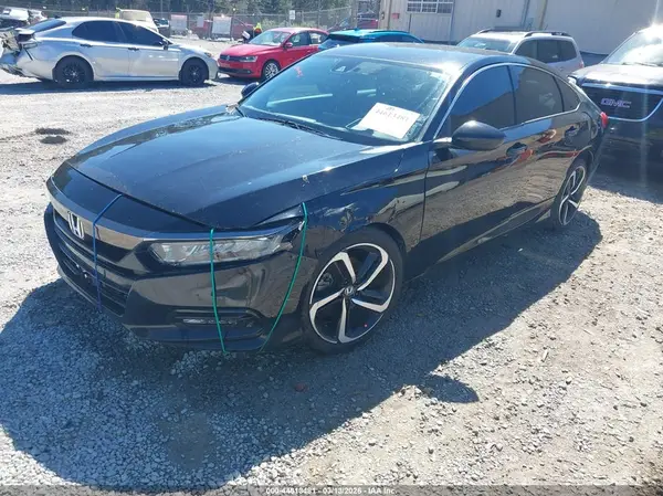 1HGCV1F34JA198519 2018 HONDA ACCORD - Image 2