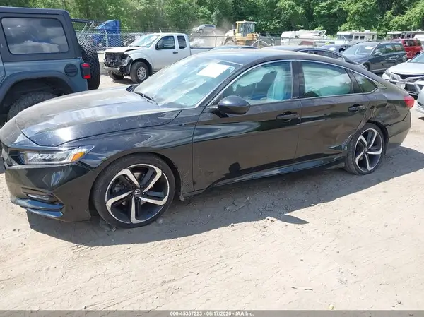 1HGCV1F34JA203394 2018 HONDA ACCORD - Image 2