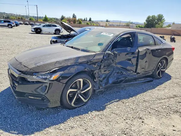 1HGCV1F34JA205128 2018 HONDA ACCORD - Image 1