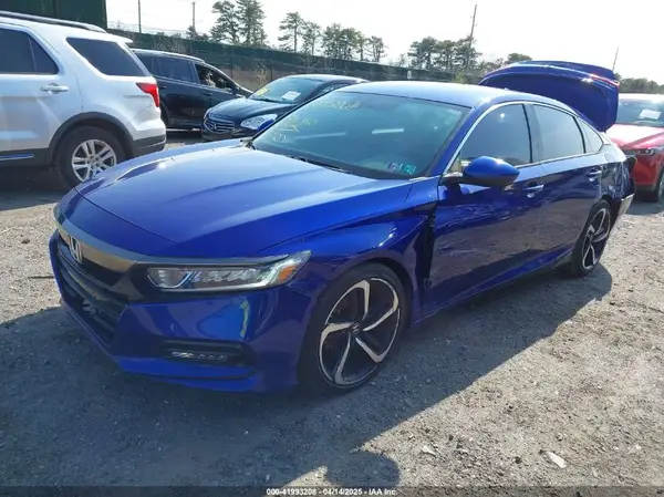 1HGCV1F34JA205873 2018 HONDA ACCORD - Image 2
