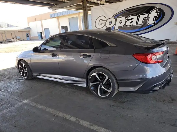 1HGCV1F34JA206375 2018 HONDA ACCORD - Image 2