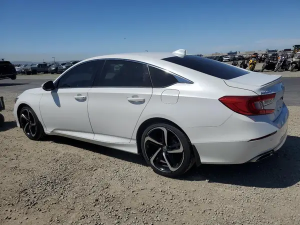 1HGCV1F34JA208000 2018 HONDA ACCORD - Image 2