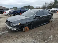 1HGCV1F34JA211138 2018 HONDA ACCORD
