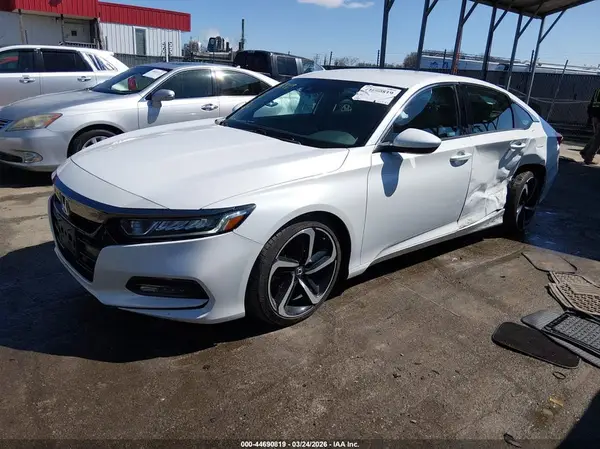 1HGCV1F34JA214010 2018 HONDA ACCORD - Image 2