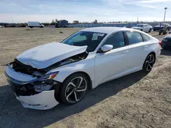 1HGCV1F34JA217330 2018 HONDA ACCORD