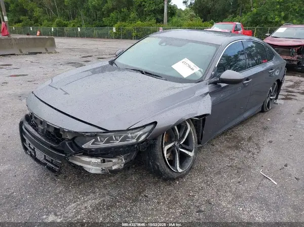 1HGCV1F34JA218803 2018 HONDA ACCORD - Image 2