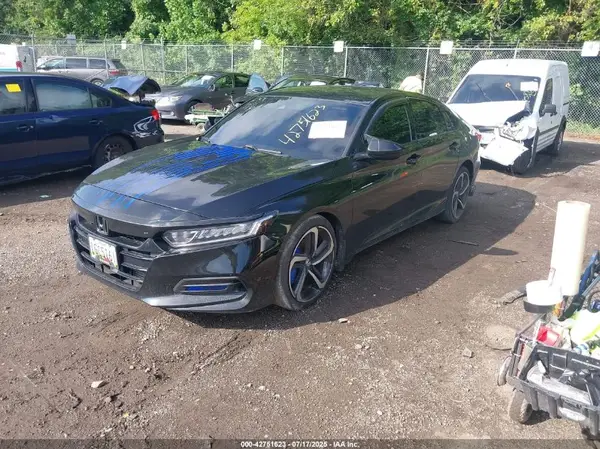 1HGCV1F34JA225685 2018 HONDA ACCORD - Image 2