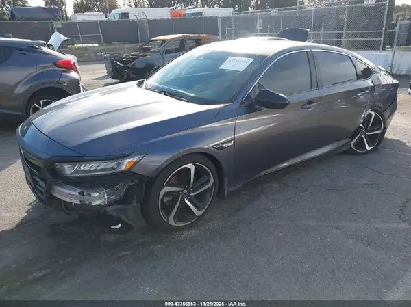 1HGCV1F34JA231387 2018 HONDA ACCORD - Image 2