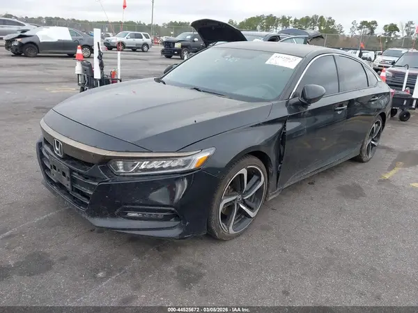 1HGCV1F34JA232524 2018 HONDA ACCORD - Image 2