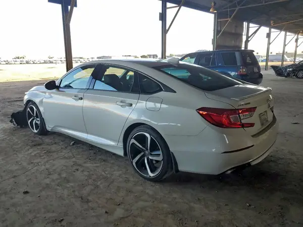 1HGCV1F34JA248416 2018 HONDA ACCORD - Image 2