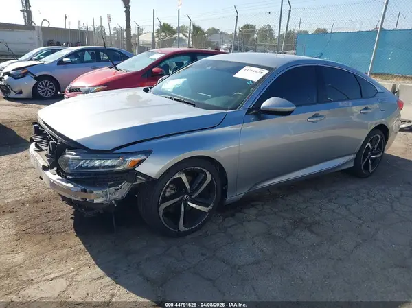 1HGCV1F34JA249002 2018 HONDA ACCORD - Image 2