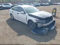 1HGCV1F34JA255639 2018 HONDA ACCORD