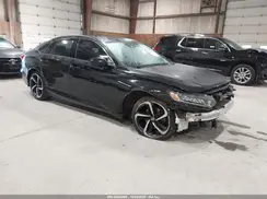 1HGCV1F34JA256399 2018 HONDA ACCORD