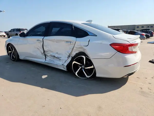 1HGCV1F34JA260694 2018 HONDA ACCORD - Image 2