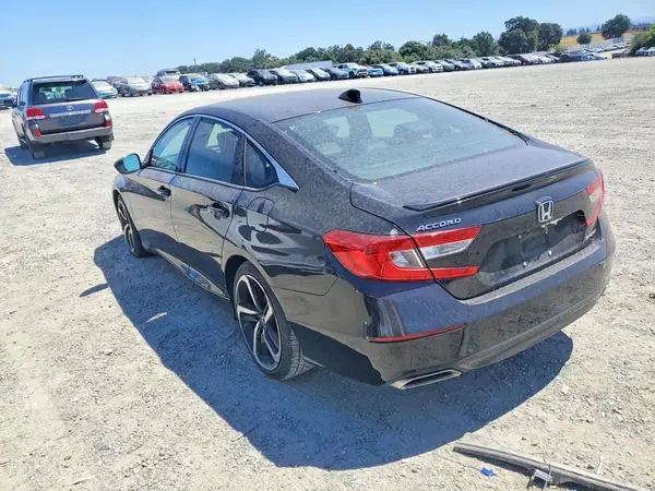 1HGCV1F34JA267757 2018 HONDA ACCORD - Image 2