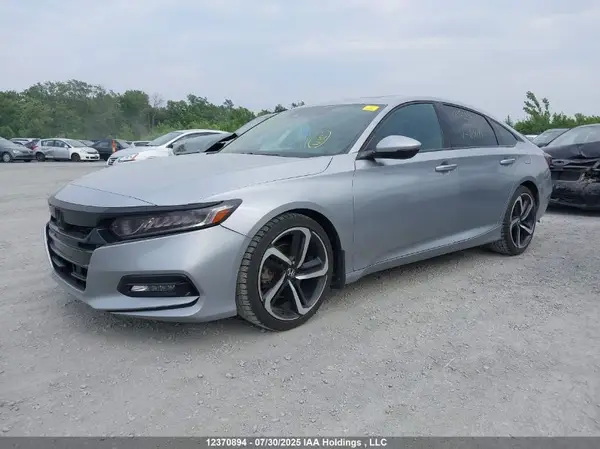 1HGCV1F34JA800187 2018 HONDA ACCORD - Image 2