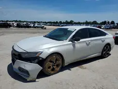 1HGCV1F34KA007702 2019 HONDA ACCORD