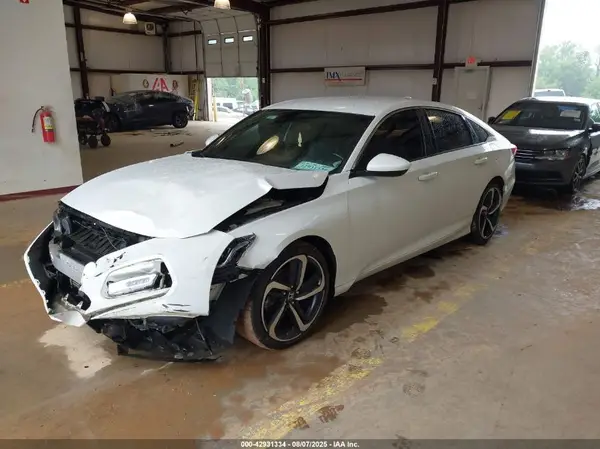 1HGCV1F34KA009076 2019 HONDA ACCORD - Image 2