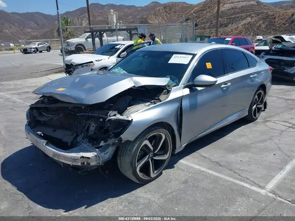 1HGCV1F34KA023768 2019 HONDA ACCORD - Image 2
