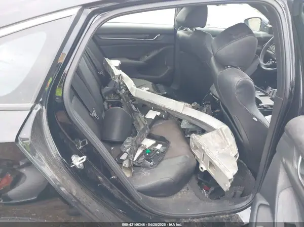 1HGCV1F34KA027528 2019 HONDA ACCORD - Image 8