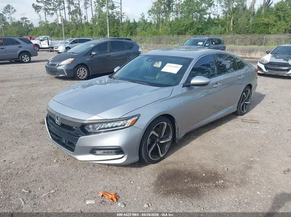 1HGCV1F34KA028128 2019 HONDA ACCORD - Image 2